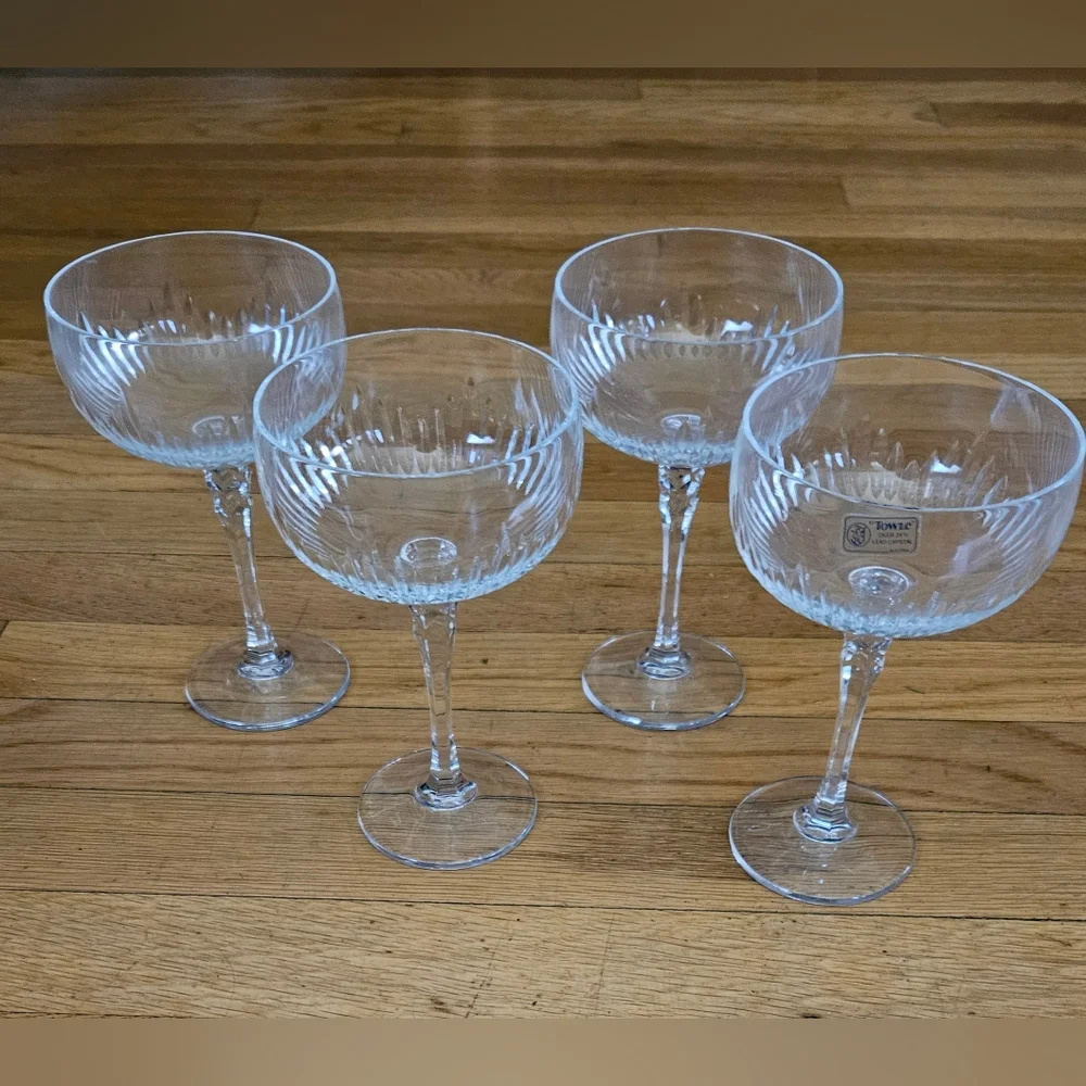 *New Towle Crystal Cut Champagne Coupe Set of 4 Glasses
